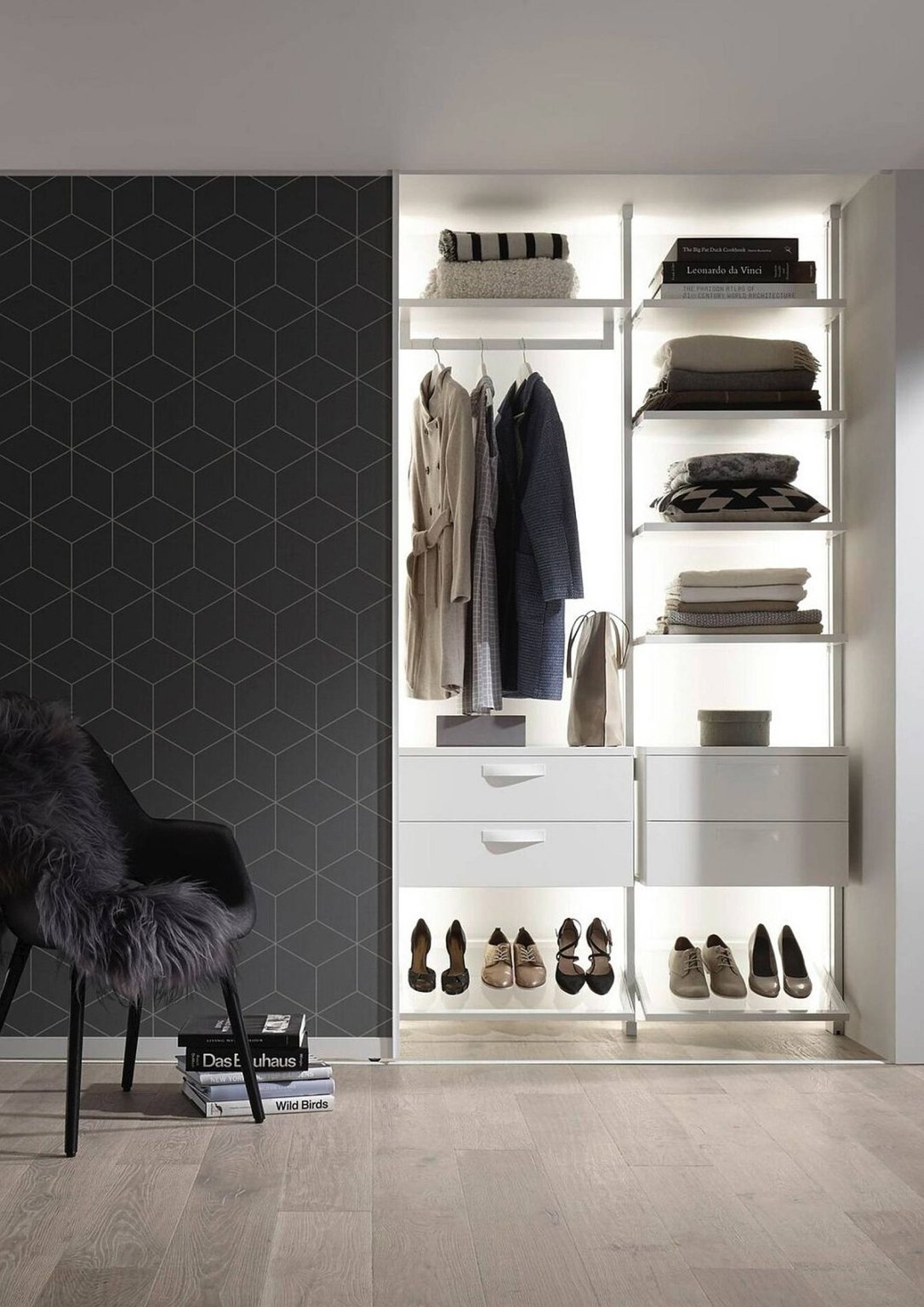 Small Apartment Wardrobe: Maximizing Space and Style