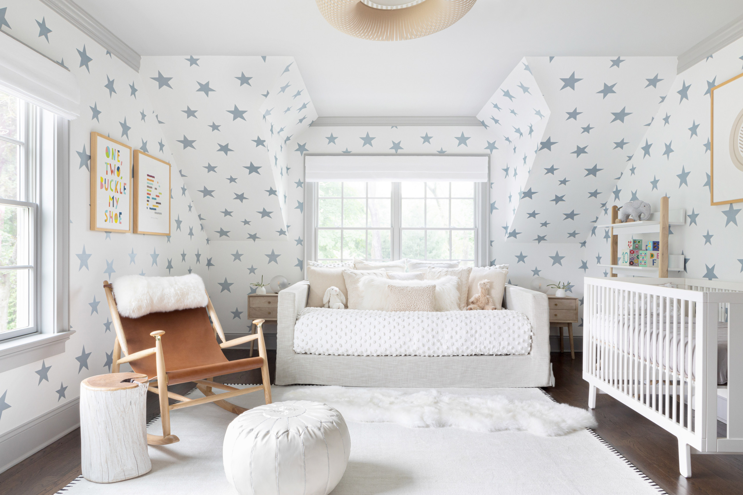 Contemporary-nursery-of-New-York-home-with-a-unique-star-filled-backdrop-97328