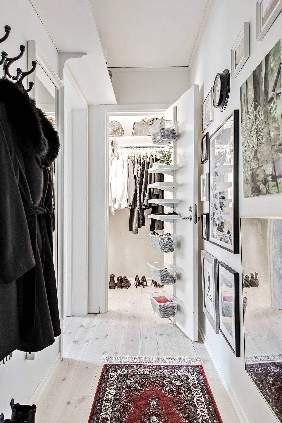 Custom basket unit fixed to the wardrobe door adds even more storage space with ease