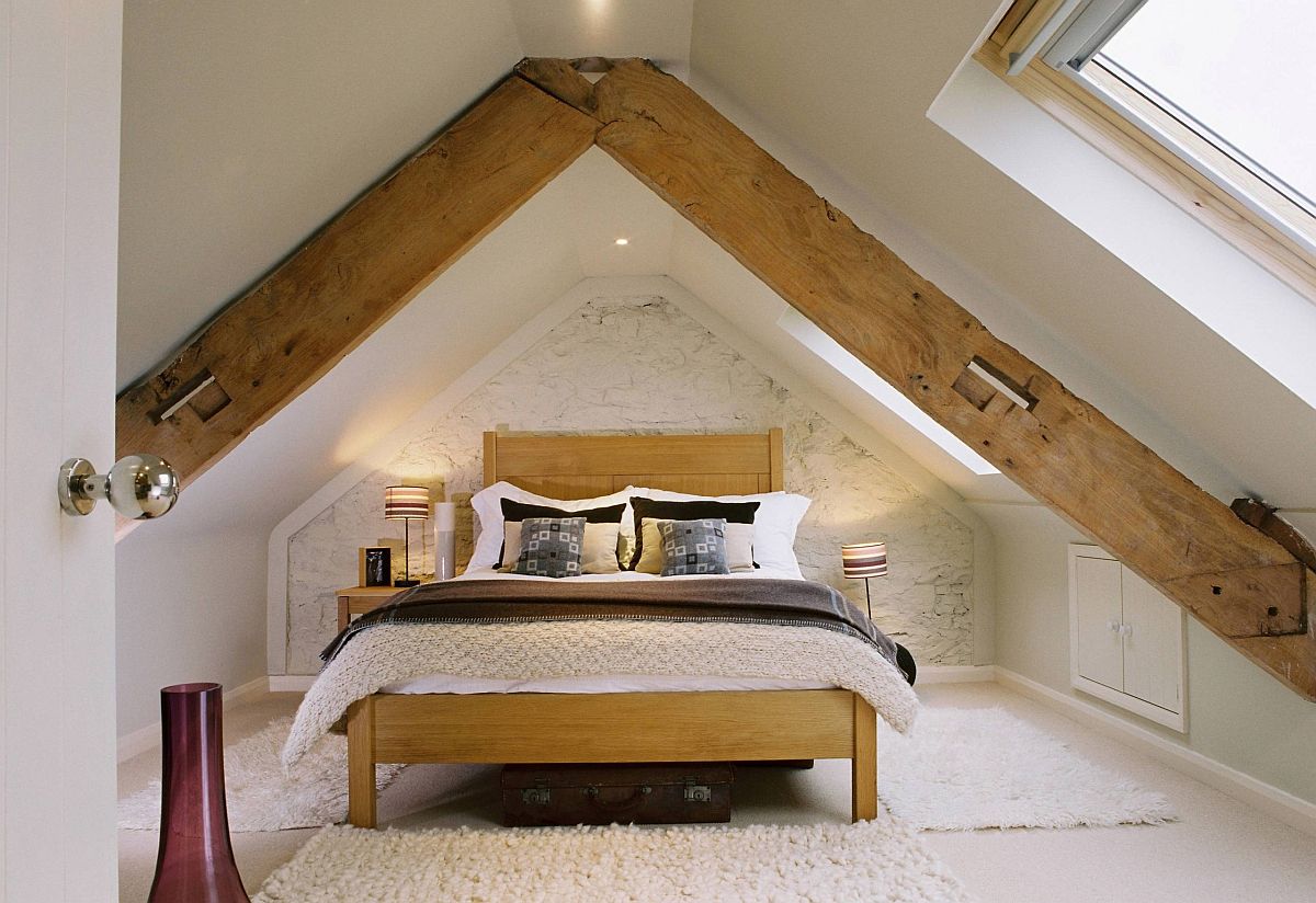 Farmhouse influences coupled with beach style in the small attic bedroom