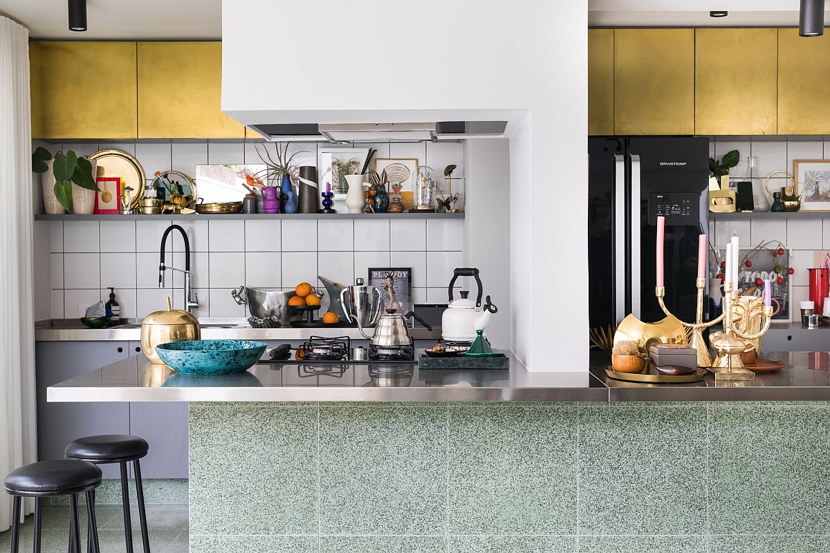 Metallic accents, ceramic pots from 60's and 70's and a dash of yellow for the kitchen