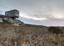 Spectacular-cabin-on-the-edge-of-the-cliff-next-to-Alantic-Ocean-20307-217x155