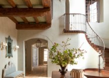 Tuscan-charm-and-warm-color-scheme-combined-to-create-the-perfect-Mediterranea-style-entry-43099-217x155
