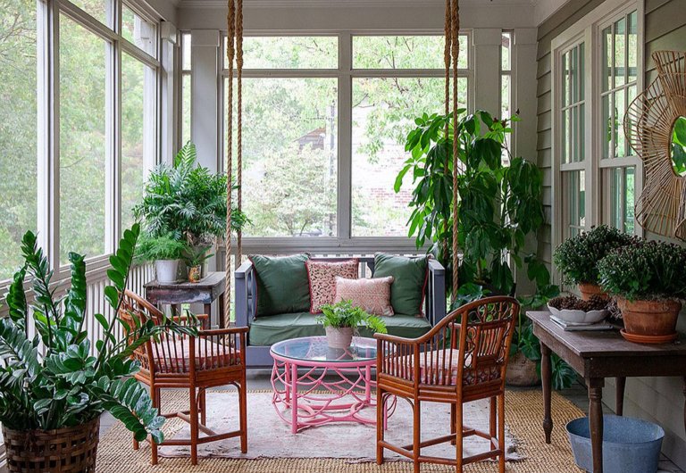 Enjoying the Best Of Spring: Beautiful Porch Ideas Full of Colorful ...