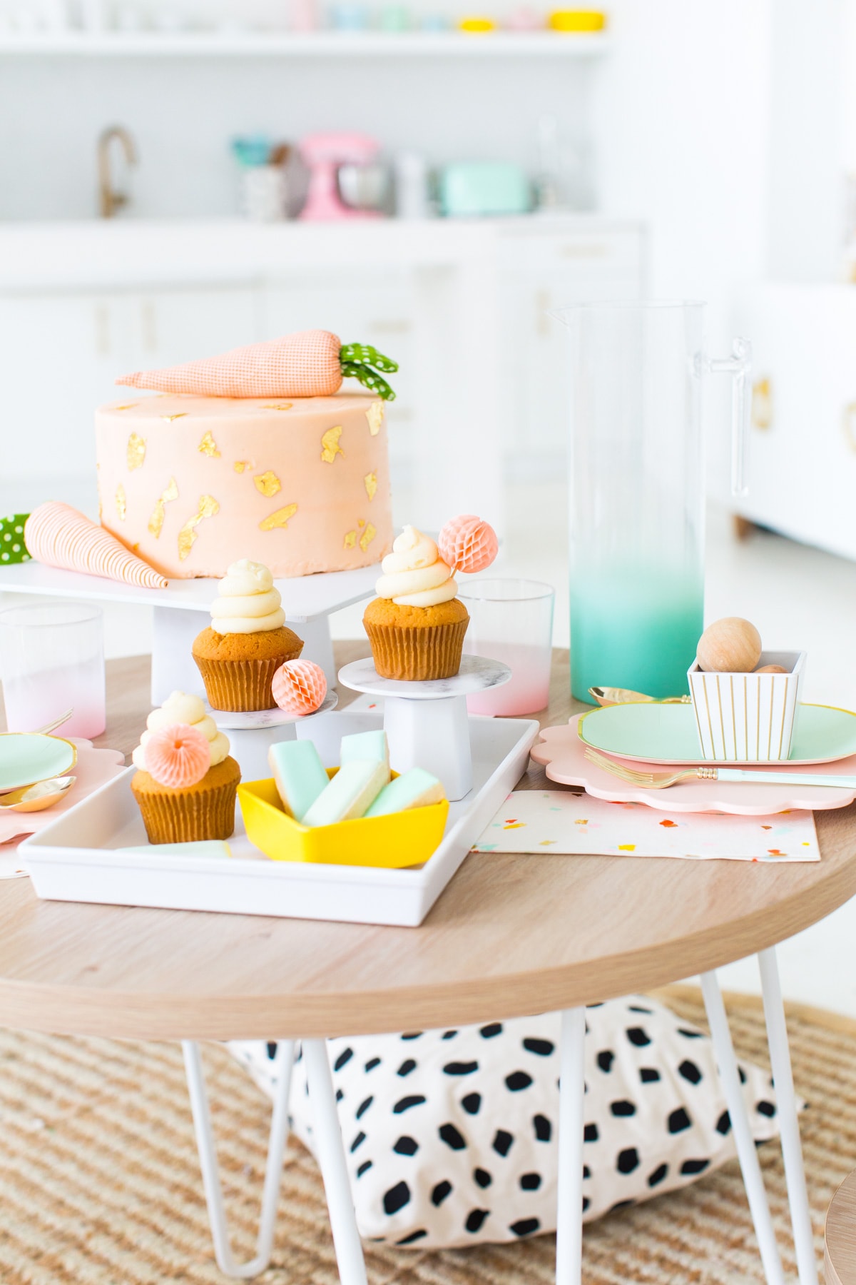 Pastel kids' Easter table from Sugar & Cloth