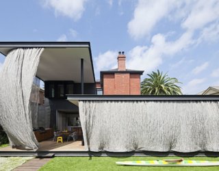 Adaptive Series of Canopies Bring Shade to Revamped Victorian Heritage Villa