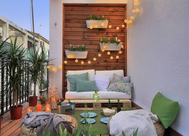 Putting the Small Balcony to Good Use: 20 Innovative Ideas to Maximize ...