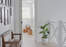 White-is-the-go-to-color-inside-the-spacious-beach-style-house-83630-217x155