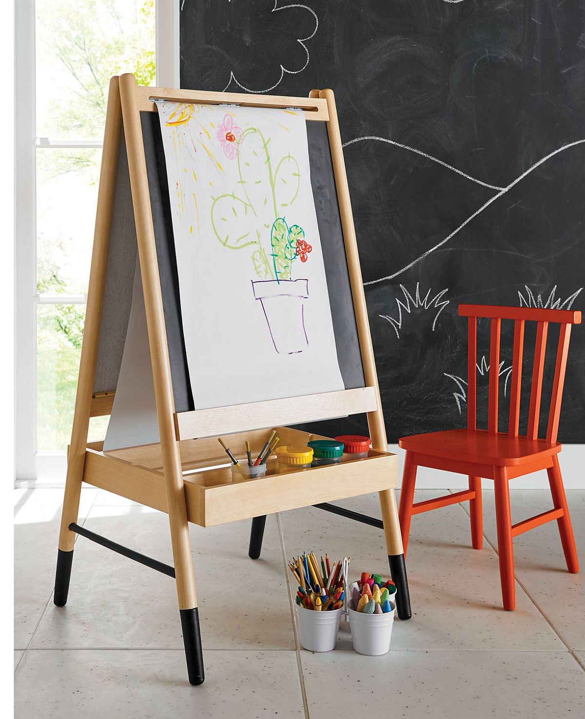 Wooden-Art-Easel-from-Crate-Kids-brings-out-the-creative-side-of-your-little-one-84178