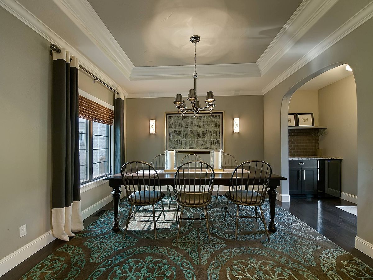 deep green accents in dining room