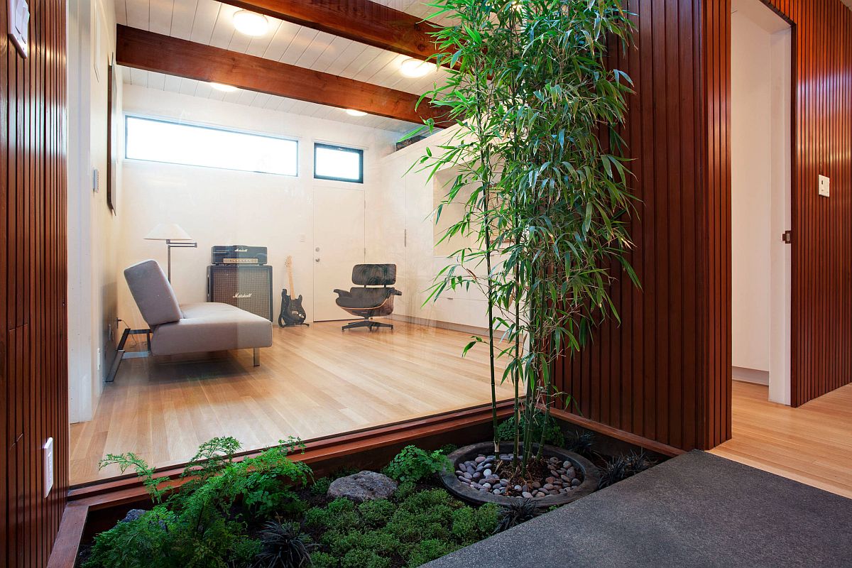 Healthier Lifestyle: Gorgeous Atriums Create a More Cheerful Home | Decoist