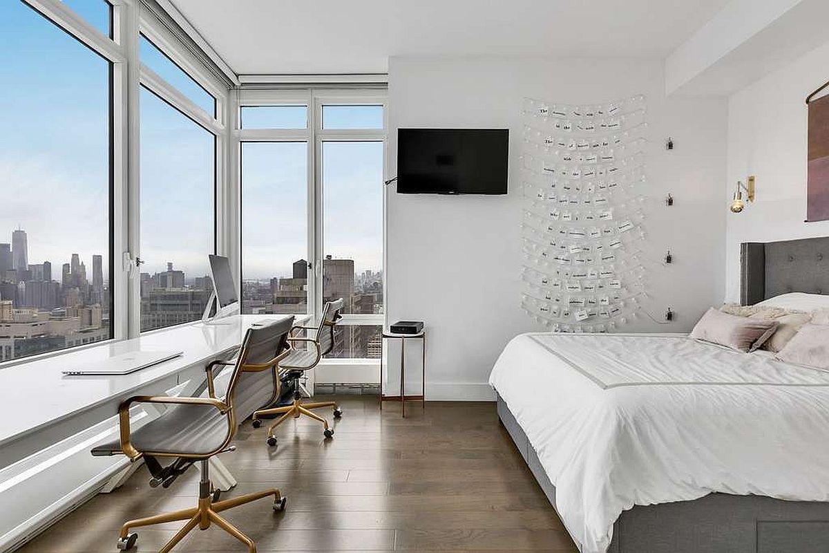 Glass walls in the bedroom bring iconic skyline of New York City indoors!