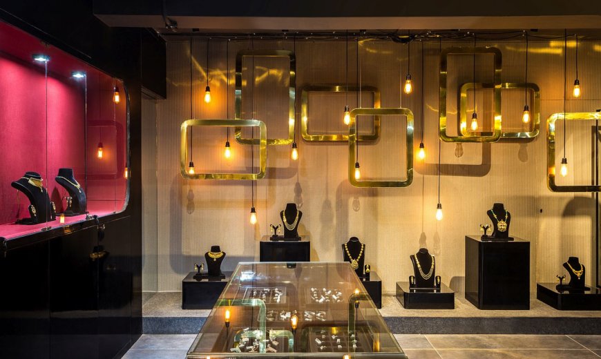 Rain of Gold: Stunning Jewelry Store Enchants in Breathtaking Black and Gold