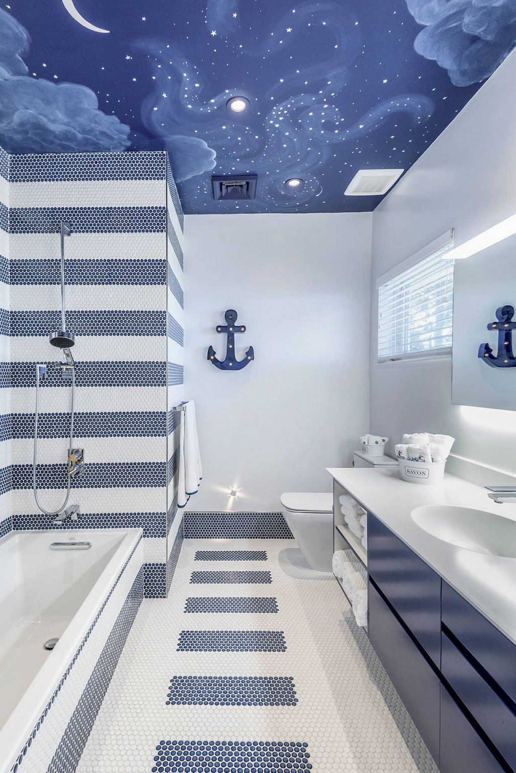 Small Bathrooms in Blue and White Trendy and Timeless Duo Decoist