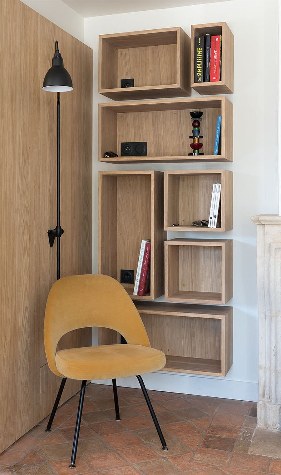 Space-savvy-wooden-boxes-made-from-oak-can-fit-in-pretty-much-anywhere-98528