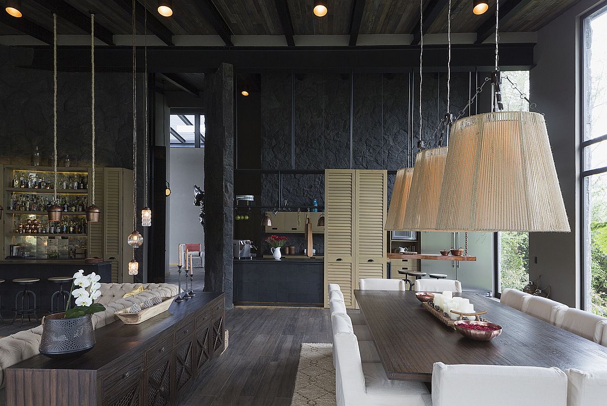 Spacious dining area and kichen of the Mexican weekend home