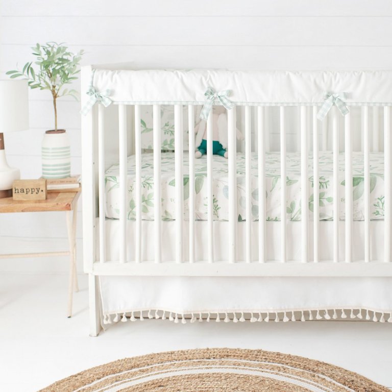 Cozy Farmhouse Style Nurseries in White and Wood: Best Ideas and ...