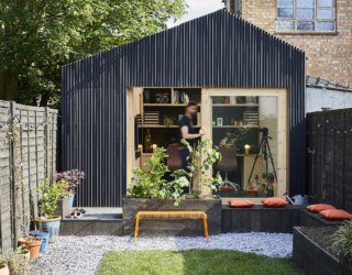 Space-Savvy Garden Studio and Office in London Charms with Adaptable Design