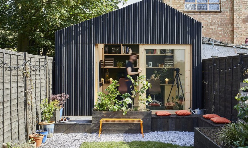 Space-Savvy Garden Studio and Office in London Charms with Adaptable Design