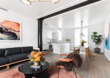 Interior-of-the-fabulous-Brooklyns-Heights-apartment-is-both-minimal-and-cozy-at-the-same-time-29152-217x155