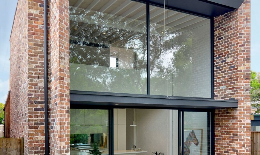 Beautiful Brick and Glass Extension Revamps This Suburban Sydney Home