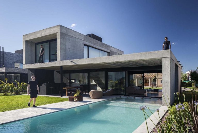 Contemporary Home of Young Couple in Buenos Aires Clad in Concrete and ...