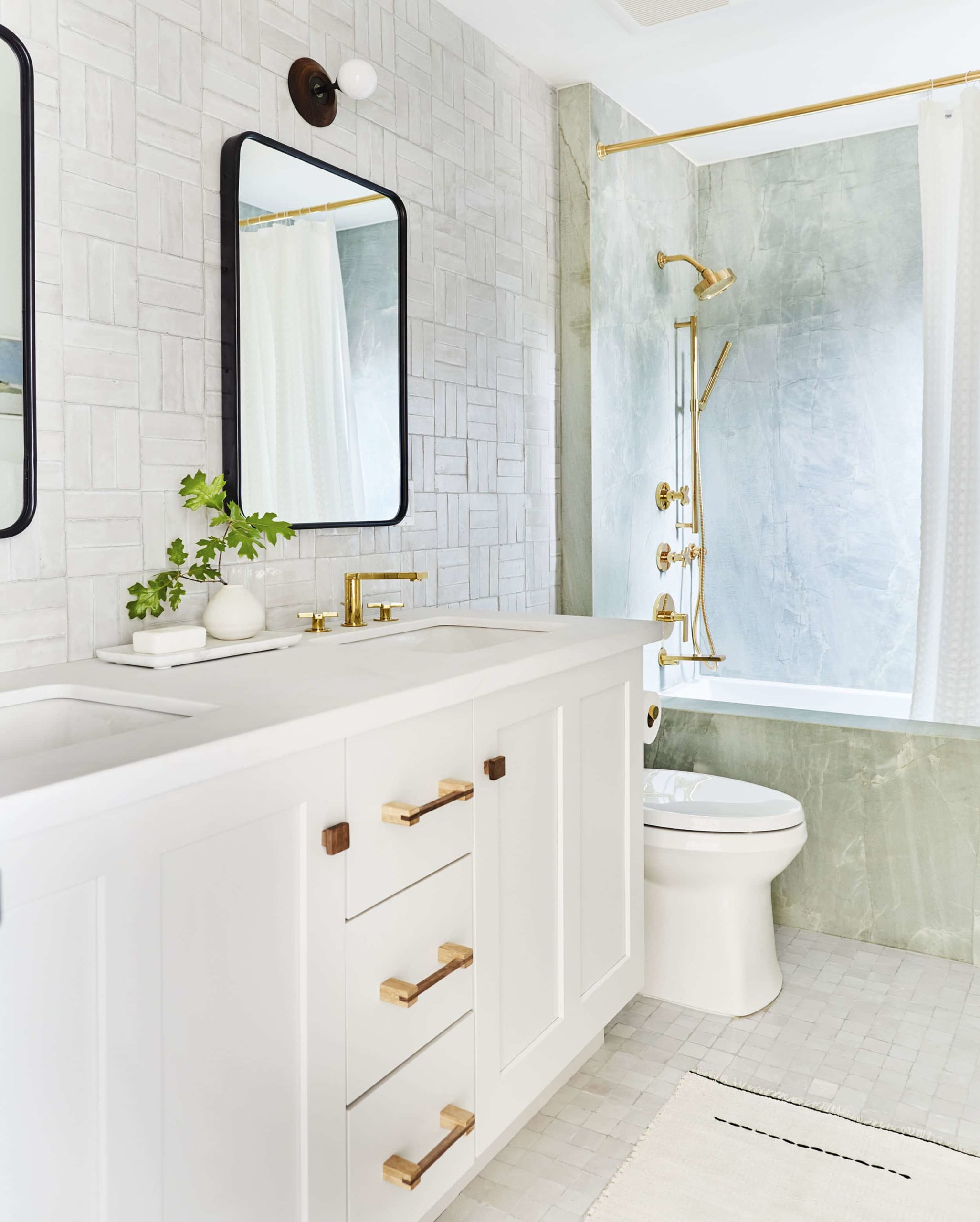 G-0021 White Wall Mirror Lines Design With Shelf Bathroom Mirror 
