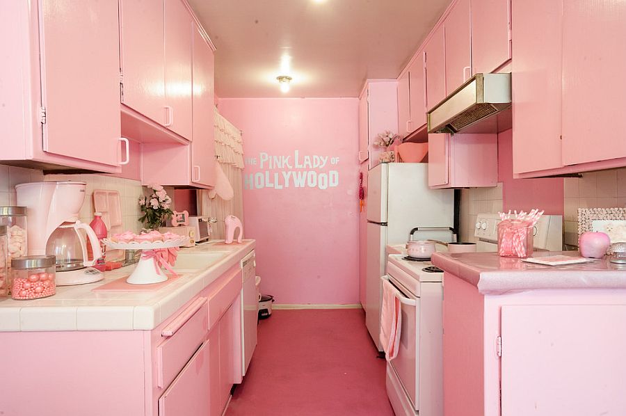 Desain Dapur Dengan Warna Biru Dan Pink