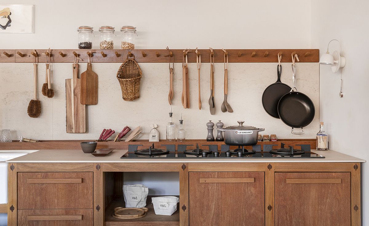 Stylish and casual way to hang utensils in the modern kitchen