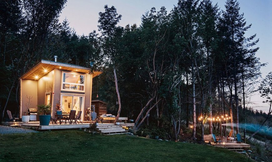 Tiny 100 Sq Ft Wood Cabin on Galiano Island Enthralls with Spectacular Views