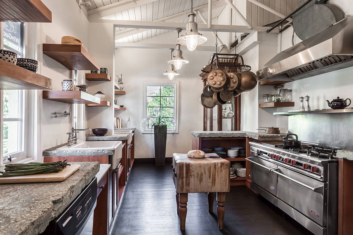 Spacious Florida Kitchen In White Where Different Textures Find Space Next To One Another 63436 