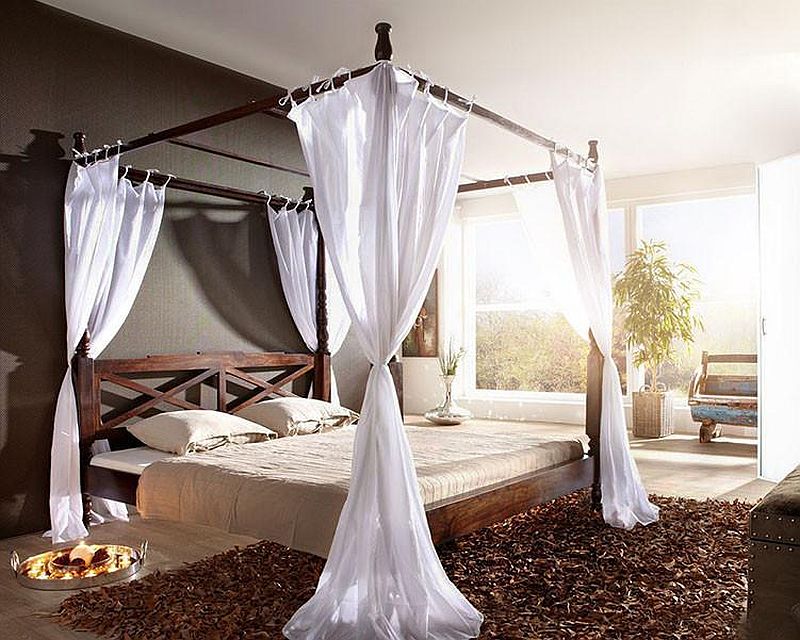 Turn the four-poser bed into the showstopper of the bedroom