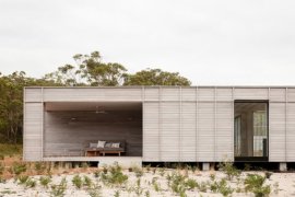 Off-Grid Prefab Brings Sustainable Modern Design to the Classic Aussie Home