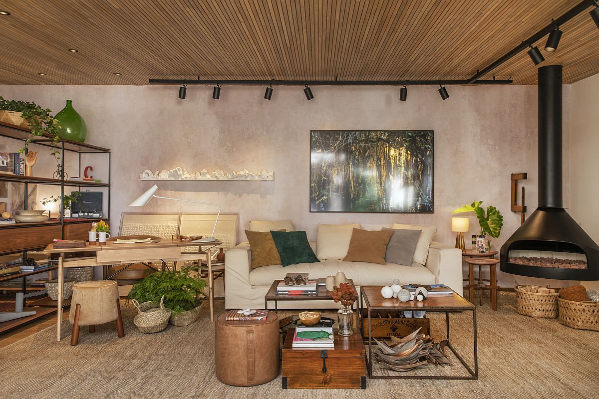 Brilliant natural finishes, textures and curated decor steal the show inside this beautiful Brazilian home