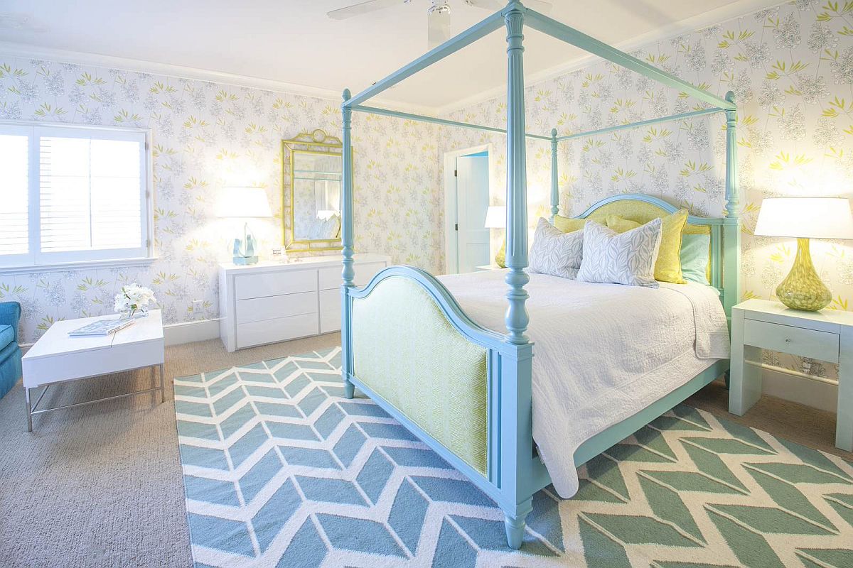 Colorful-girls-bedroom-with-light-blue-for-poster-queen-size-bed-and-a-rug-with-chevron-pattern-83365