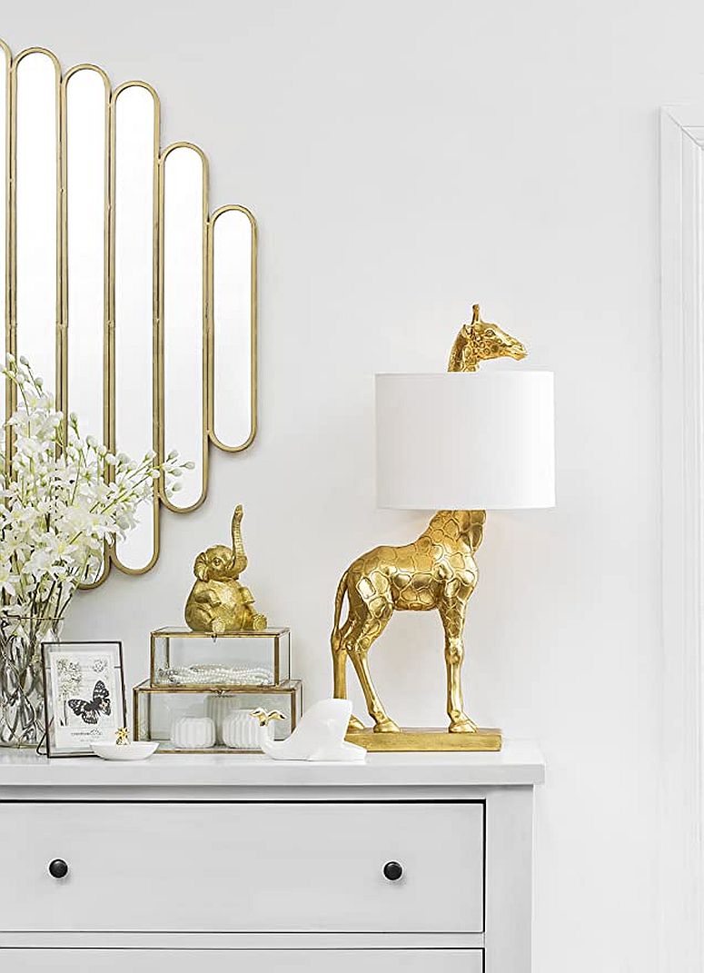 Harbaugh-Table-Lamps-brings-the-shape-of-the-giraffe-with-a-golden-finish-62088