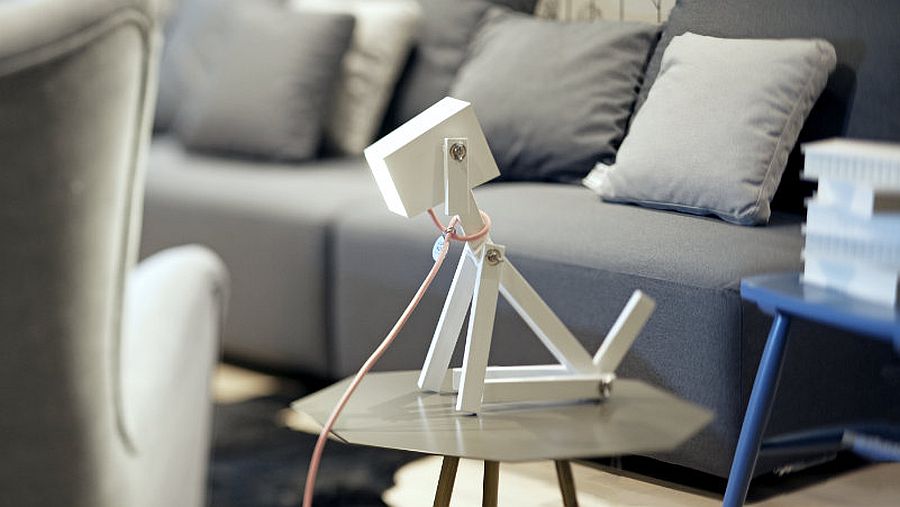 Leash and finish of the dog-shaped lamp can be customized to meet your specific taste