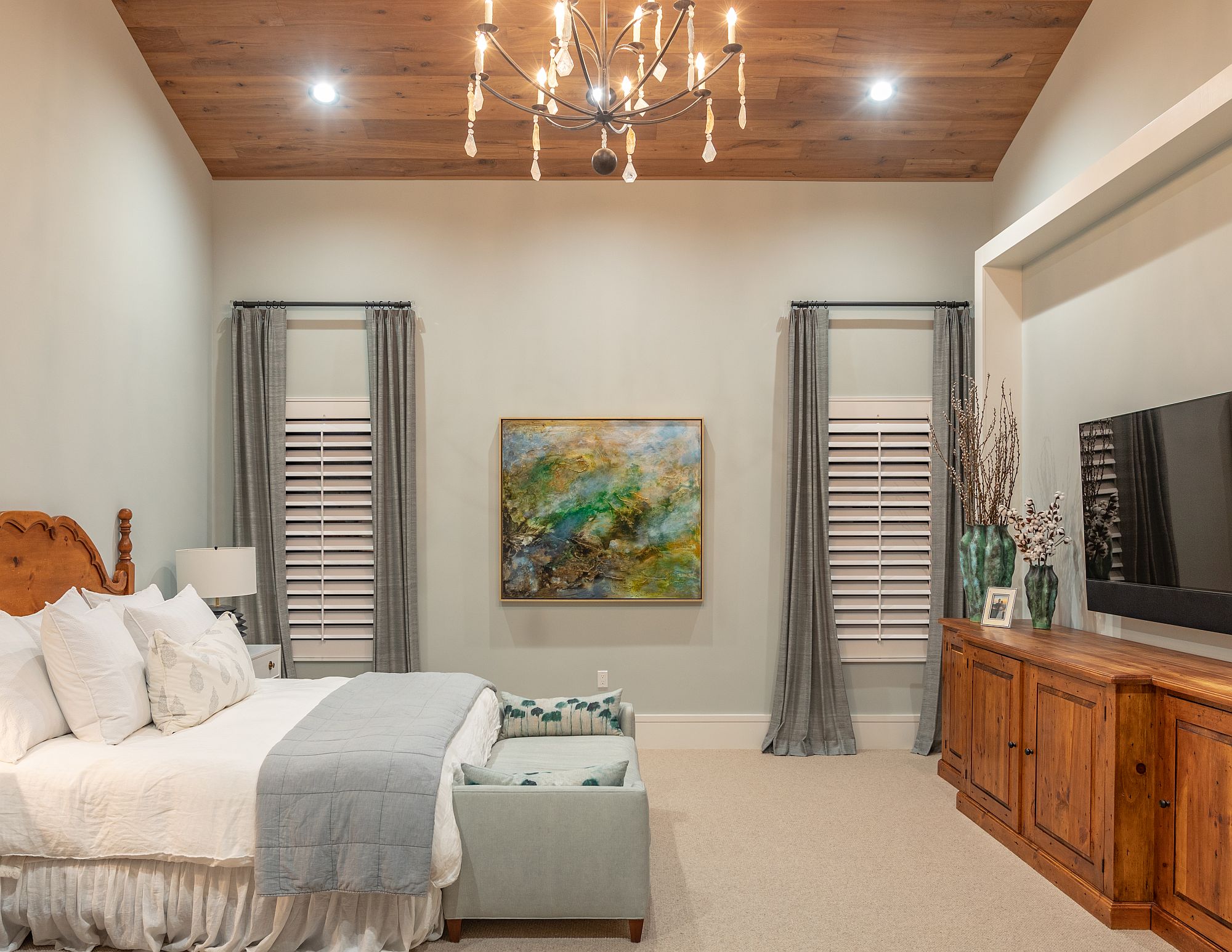 Luxurious-master-bedroom-of-the-house-in-white-and-wood-where-neutral-paint-a-picture-of-serenity-19446