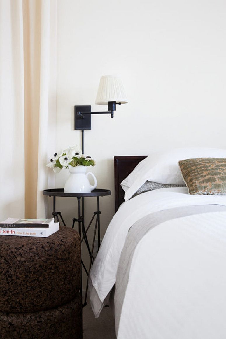 Modern-bedroom-in-neutral-hues-inside-the-San-Francisco-rental-32611