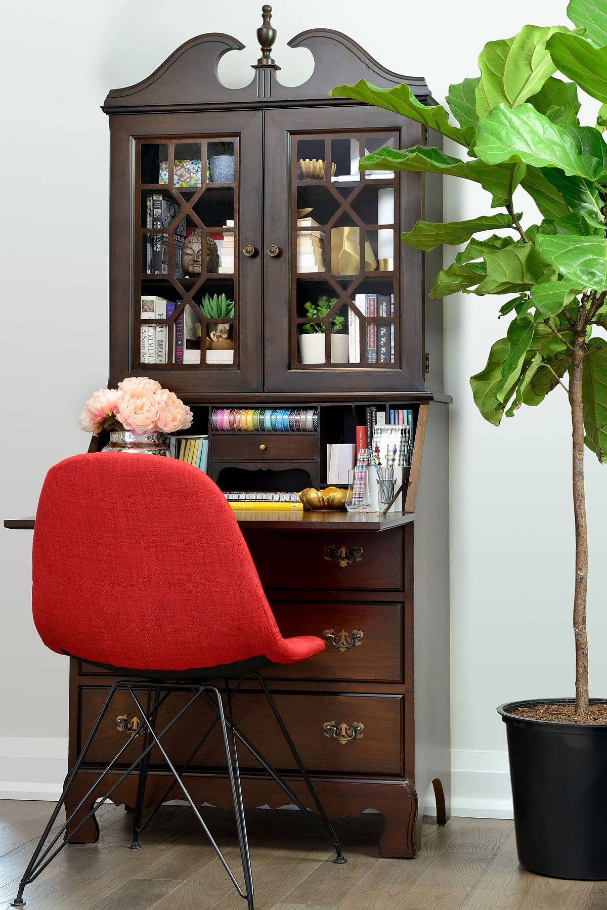 Freestanding wooden desk along with storage space creates this fabulous little crafing zone