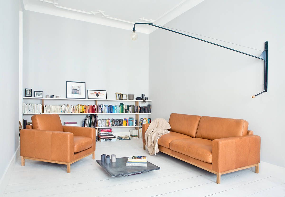 Organizing books by color surely makes the home library much more impressive visually