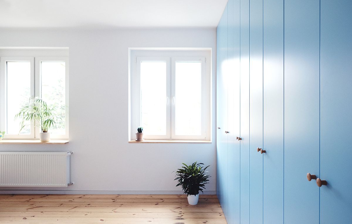 Series of six windows bring natural light into the new apartment