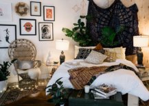 Shabby-chic-bedrooms-can-be-easily-turned-into-bohemian-space-with-the-right-decoratiing-choices-73476-217x155