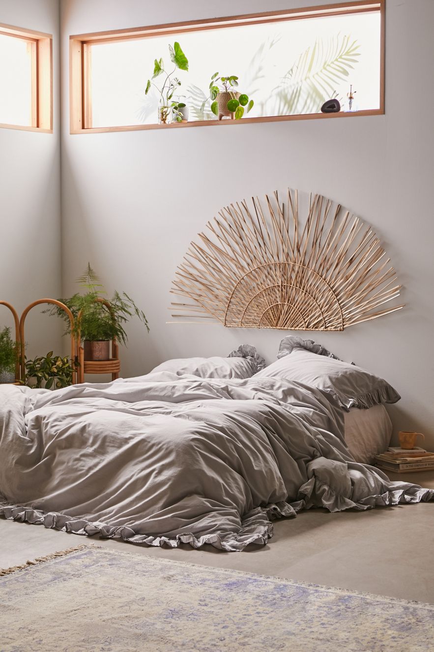 Woven fan headboard