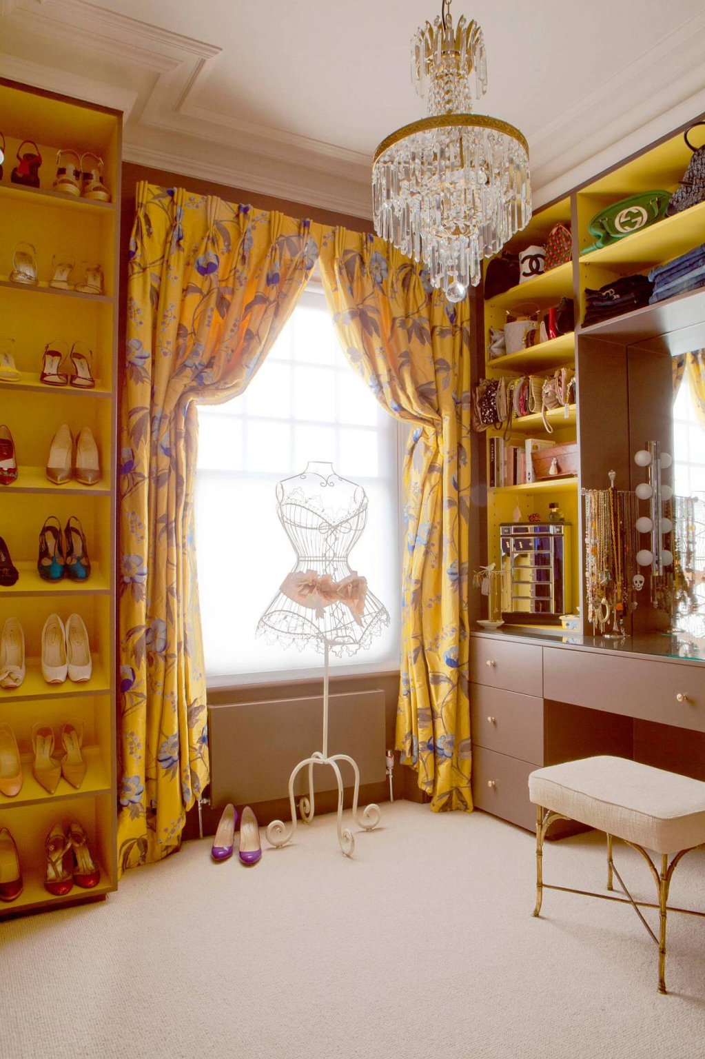 Luxurious and Edgy Eclectic Closets that are Just Spectacular! Decoist