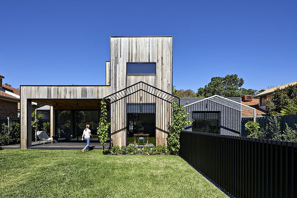 Fabulous wooden box extension hidden in the rear is perfect and leaves the facade untouched