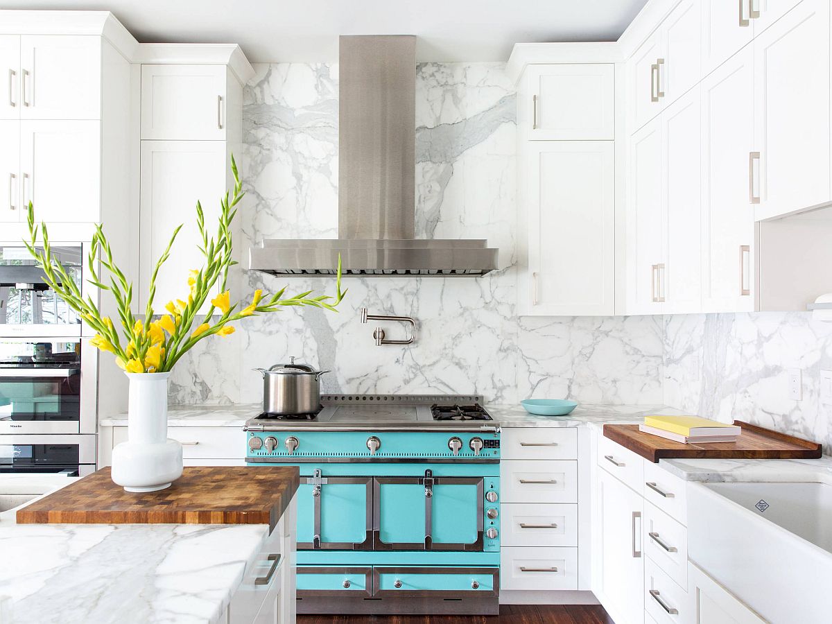 Modern Color Splash: Gorgeously Green Kitchen Cabinets that Usher