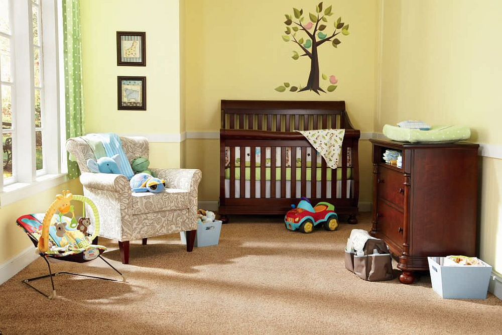 Modern-yellow-and-gray-nursery-with-a-relaxing-vibe-and-cheerful-ambiance-45580