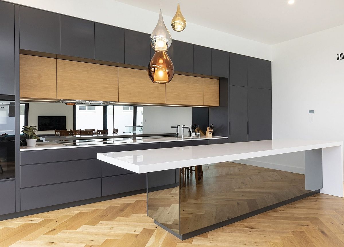 mirrored wall on kitchen island