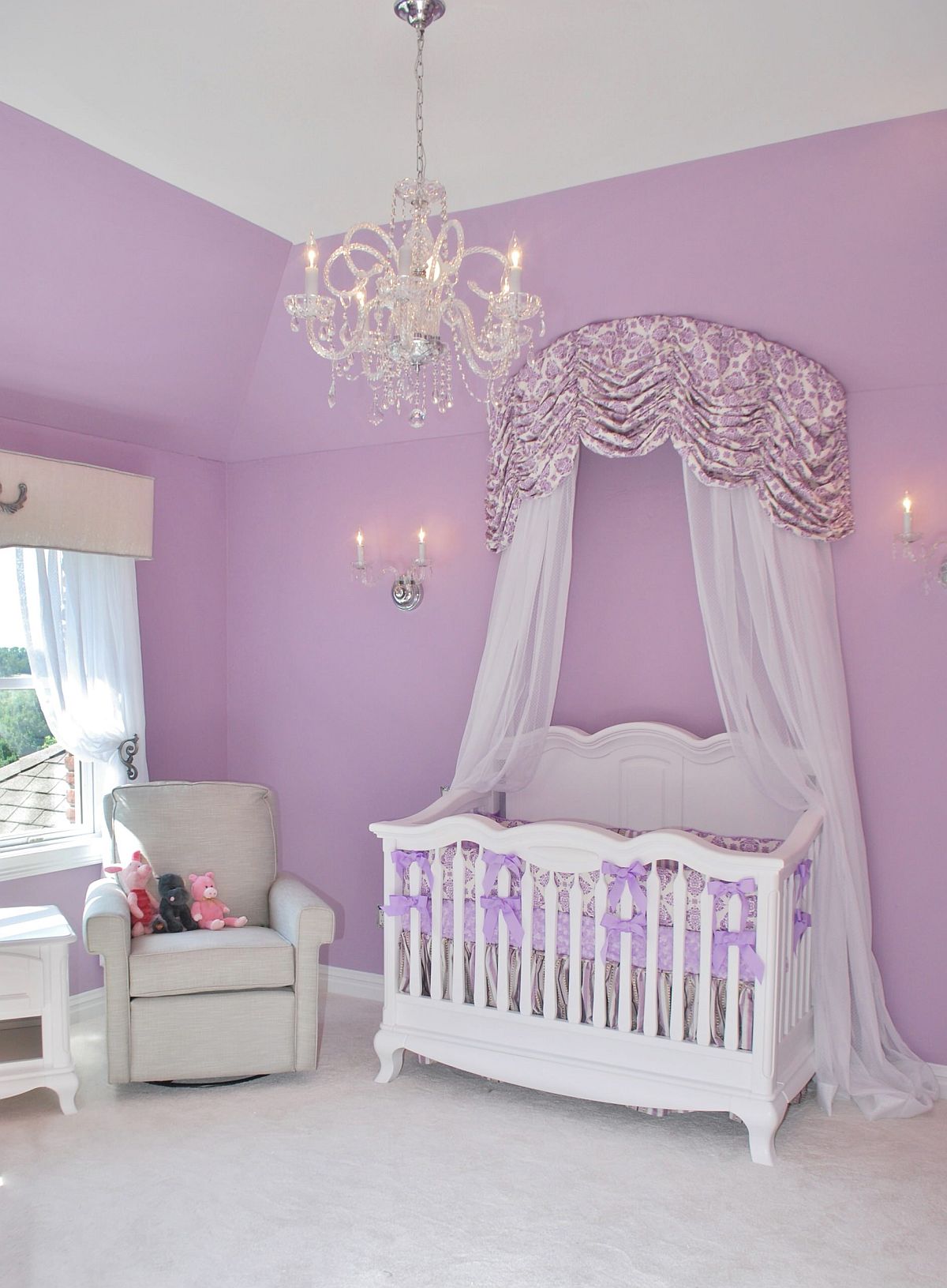 Stunningly-beautiful-nursery-in-violet-that-is-picture-perfect-for-your-little-princess-52067